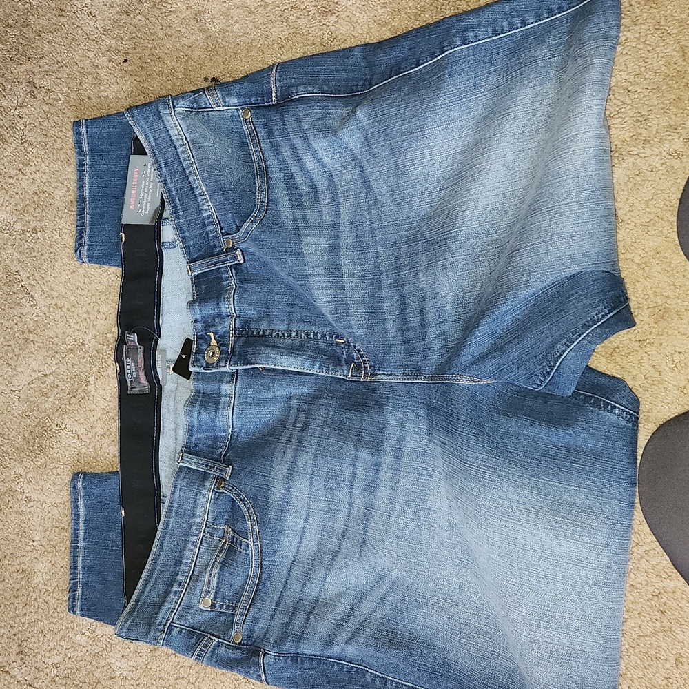 Nwt-Torrid bombshell skinny jean size 26t